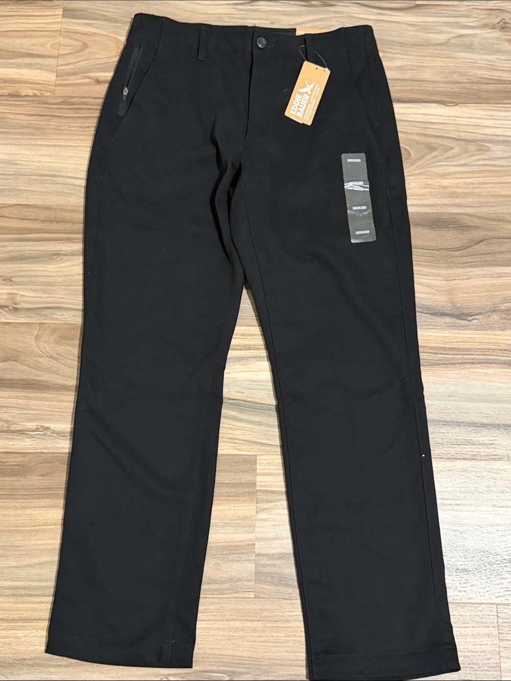 Eddie Bauer Men’s 30x30 Classic Fit Sport Chino Black Water Resistant NWT